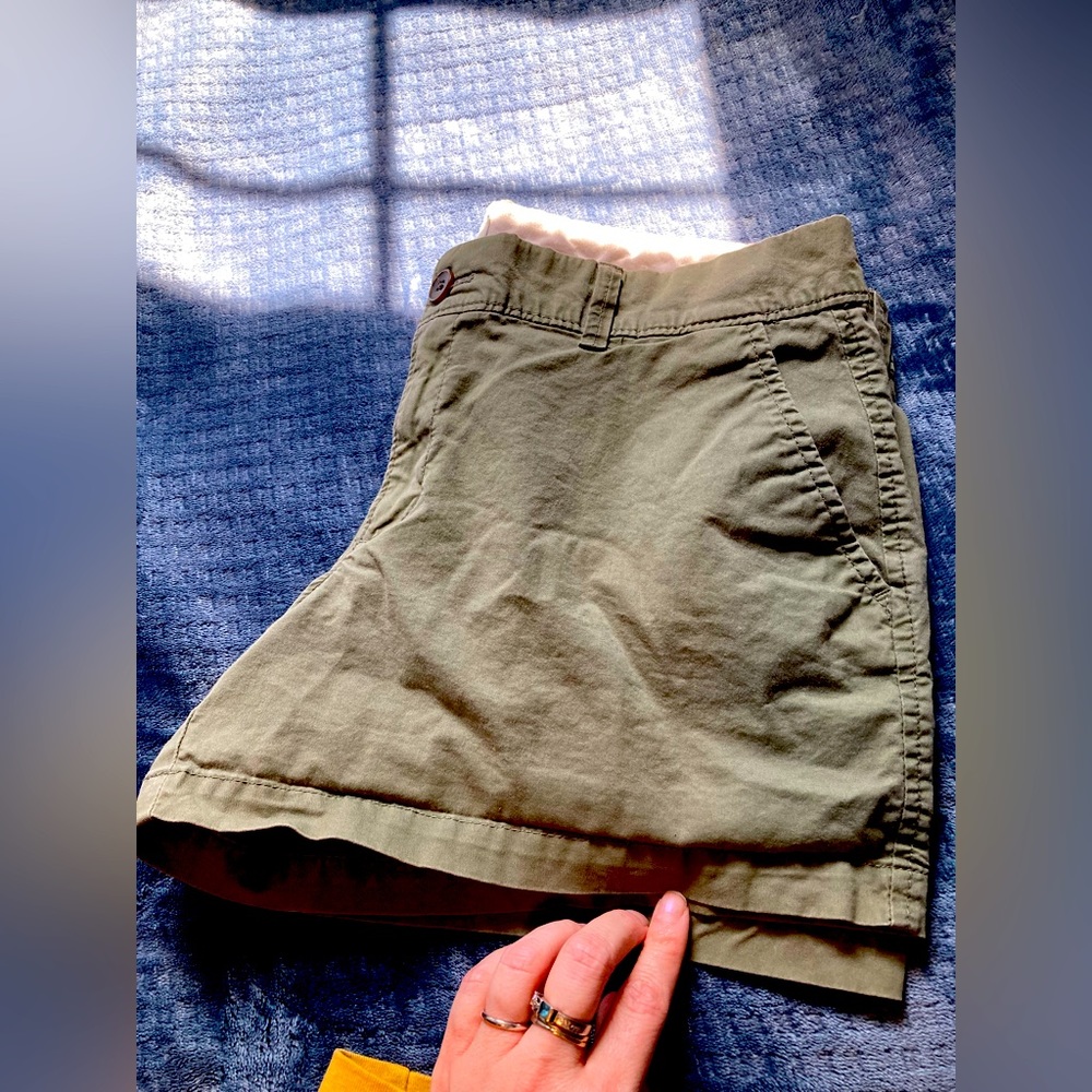 Old Navy brand, size 8, green shorts